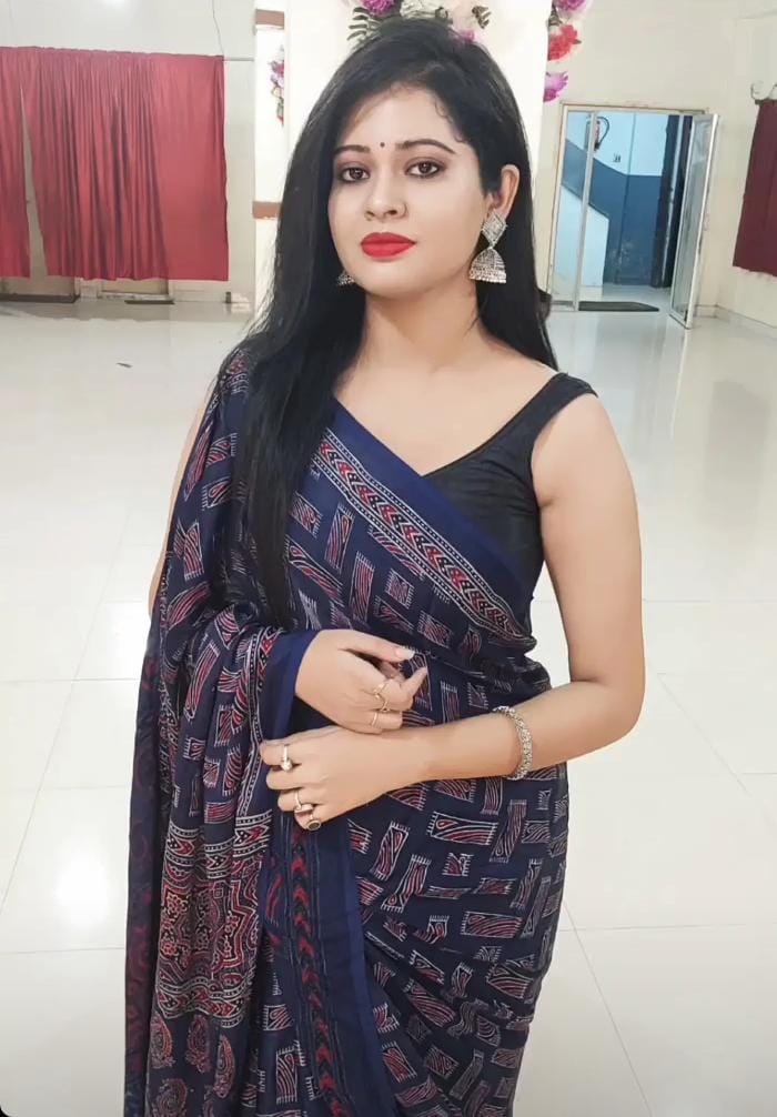 Call Girls in Vadodara
